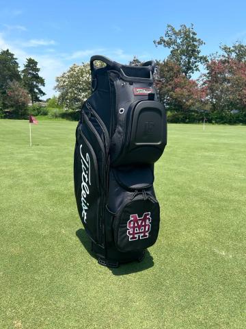 Titleist Black Cart 15