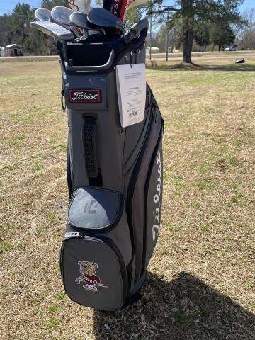 Titleist Cart 14 Charcoal with Golfing Bully